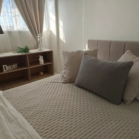 Panora House Apartman *